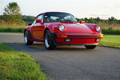 Used 1986 Porsche 911 Carrera Turbo For Sale ($94,999) | Vertex Auto Group Stock #86RED930