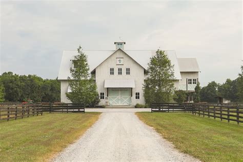 Explore Tennessee's Countryside from a Gorgeous Barndominium - Farm stays for Rent in Franklin ...