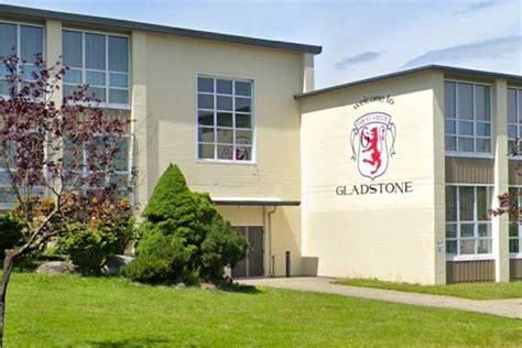 Gladstone Secondary School - school.imeducation.net