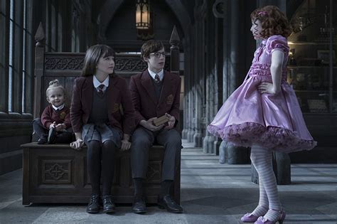 Fmovies - Watch A Series of Unfortunate Events - Season 3 online. New Episodes of TV Show online