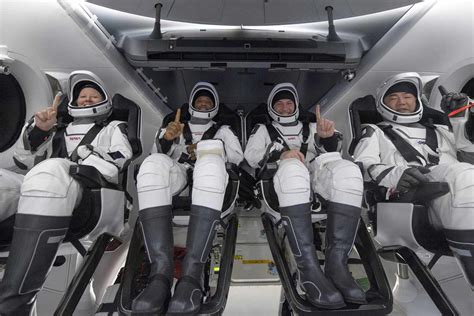 SpaceX Crew Dragon Returns to Earth from International Space Station