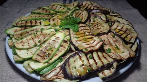 MELANZANE E ZUCCHINE GRIGLIATE GUSTOSE ALLA MENTA - Ricetta facilissima e buonissima - YouTube