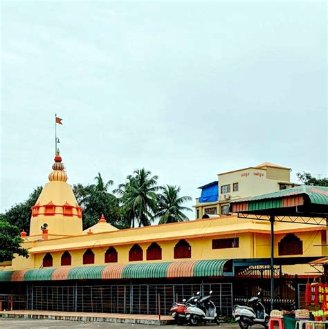 Famous Titwala Ganesh Mandir: Where Devotion Meets Serenity