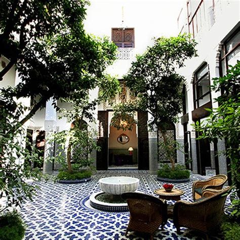 190 best images about Courtyards: Simple to Grand on Pinterest | Spanish, San miguel and Small ...