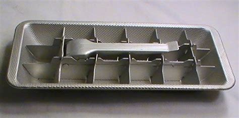 Top 10 Best Metal Ice Trays With Lever Reviewed & Rated In 2022 - Mostraturisme