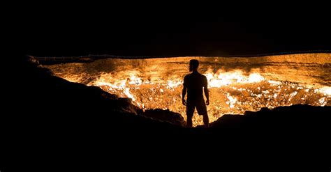 The Gates of Hell: A Surreal Experience in Turkmenistan