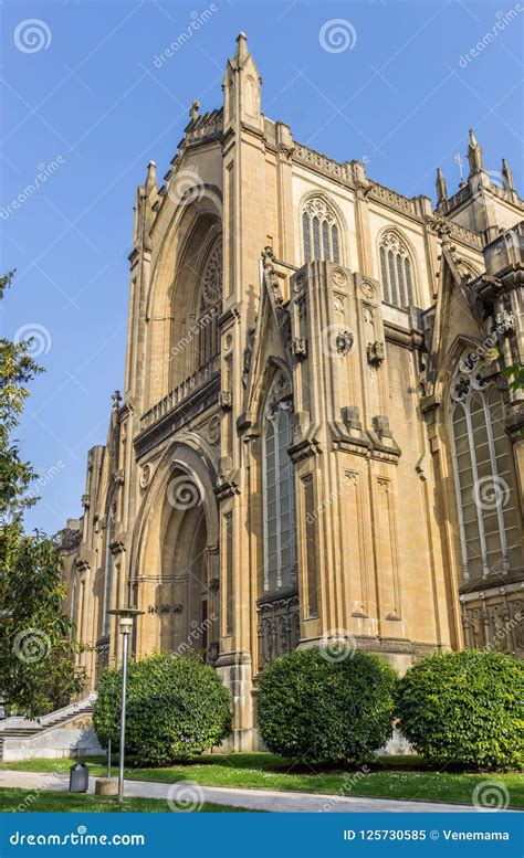 New Cathedral in the Center of Vitoria-Gasteiz Stock Image - Image of architecture, basque ...