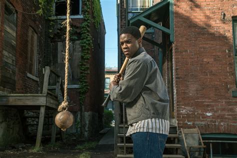 New Clips and Images from FENCES Starring Denzel Washington and Viola Davis | The Entertainment ...