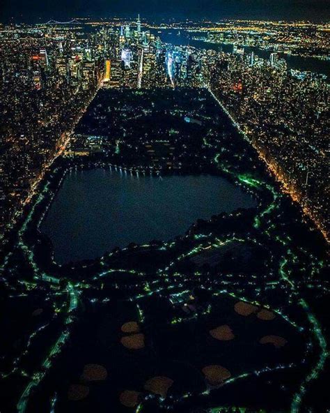 NYC lights during night time : r/interestingasfuck