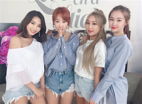 SISTAR Talks About Their Final Promotions During Their Last Live ...