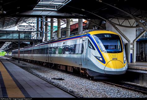 RailPictures.Net Photo: ETS 203 Keretapi Tanah Melayu Berhad KTMB Class 93 at Ipoh, Malaysia by ...