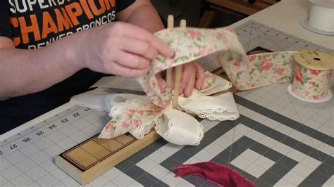 How to make a bow with the EZ Bow Maker - YouTube | Ez bow maker, Bow ...