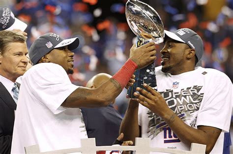 New York Giants win Super Bowl title | News | Al Jazeera