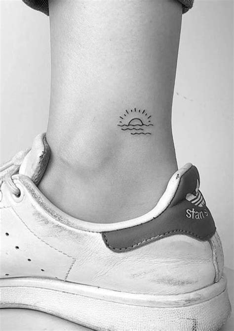 Small Foot Tattoos, Tiny Tattoos For Girls, Foot Tattoos For Women ...