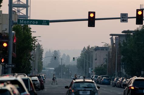 Smoke from regional wildfires settles in Spokane amid region’s hottest ...