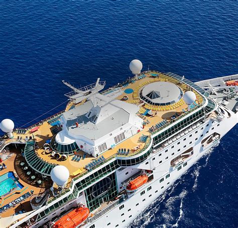 Royal Caribbean Cruises takes $2 billion financing loan | Cruise.Blog