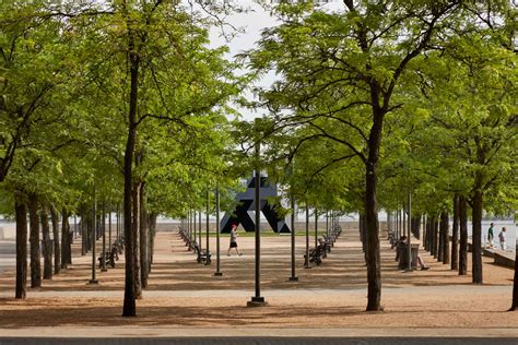 Louisville Waterfront Park | Hargreaves Jones