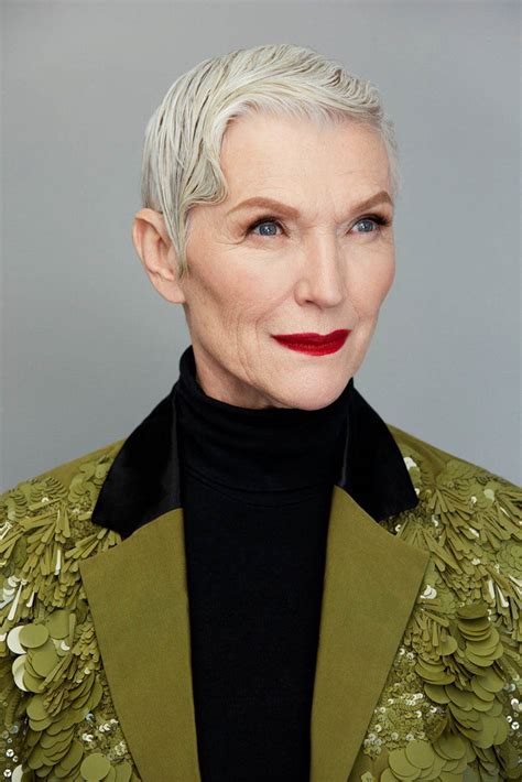 49_Maye_Musk — JUCO Photo | Women, Older women fashion, Advanced style