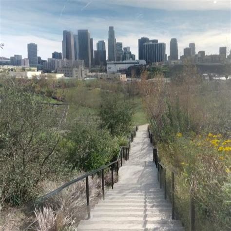 Vista Hermosa Natural Park in Los Angeles, CA - Virtual Globetrotting