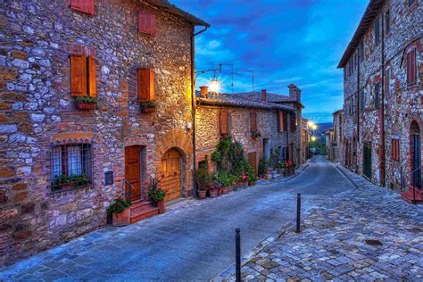 24 Stunning Medieval Mountaintop Villages in Italy – Fodors Travel Guide