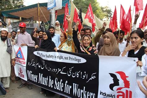 Black Day: unions in Pakistan protest mine deaths | IndustriALL