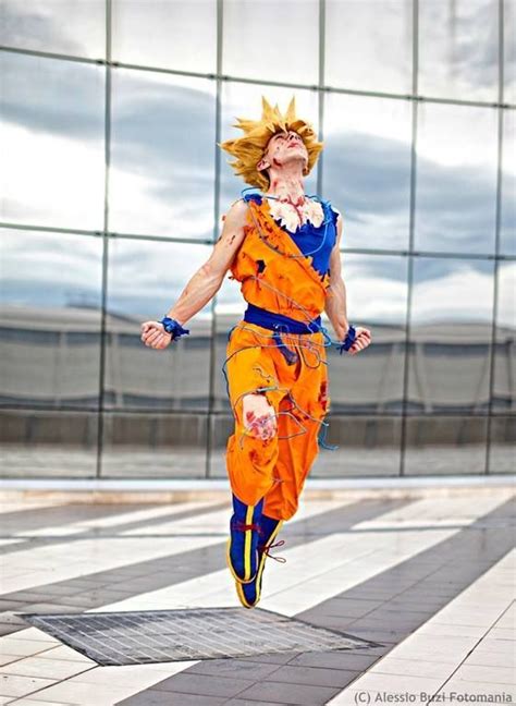 Goku - Dragon Ball Z cosplay | Goku cosplay, Cosplay, Dbz cosplay