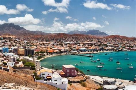 Travel to Mindelo, Cape Verde - Mindelo Travel Guide - Easyvoyage