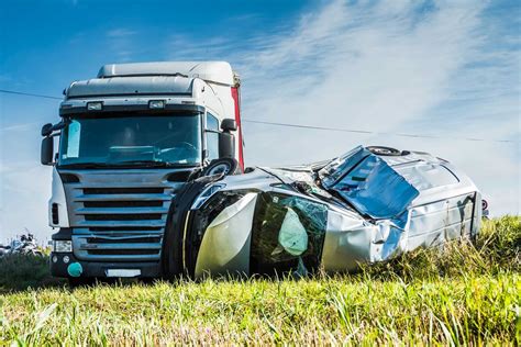 Leading Causes of Truck Accidents in the U.S. | Law Offices of Gary Martin Hays & Associates, P.C.