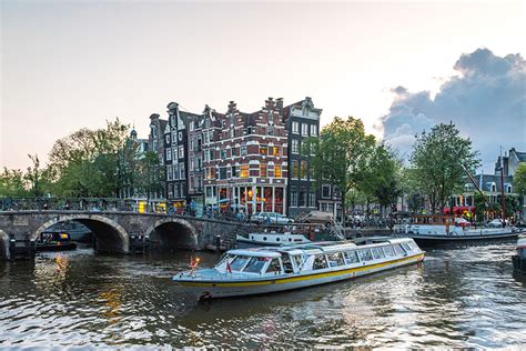 Amsterdam Dinner Cruise - evening cruise | Stromma.com | Dinner cruise ...