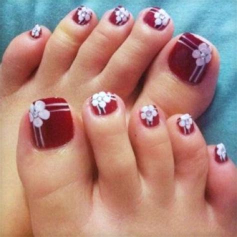 Best Fashion: Toe Nail Art Designs