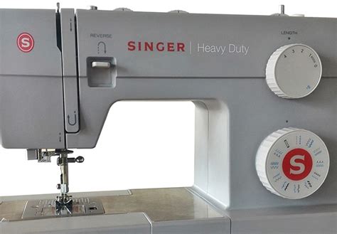 Singer 4423 Review: Best Heavy Duty Sewing Machine - Best Sewing Machine For Beginners Today