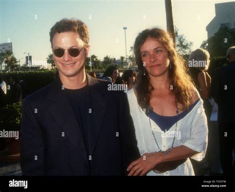 Gary sinise moira harris hi-res stock photography and images - Alamy