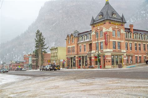 VISITING OURAY COLORADO IN THE WINTER | Everyday Laura