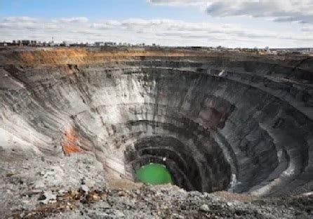 How Are Diamonds Mined And Extracted From the Ground