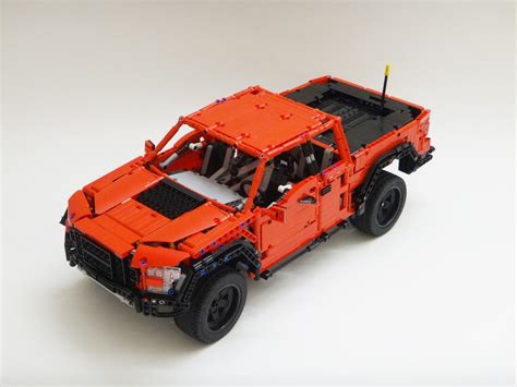 Lego Technic 2017 Ford Raptor RC | i-bricks.ru