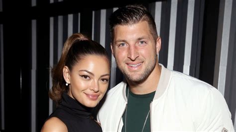 Tim Tebow and Wife Demi-Leigh on How They Survived First Year of Marriage Amid a Pandemic ...