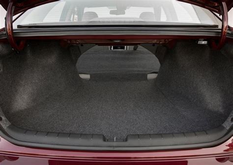 2008 Honda accord trunk space