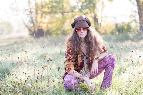 Hippie Fashion 1970s: Avant-Garde Inspirations For 21st Century Designers