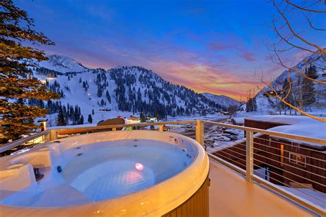 Alta Ski Lodging & Vacation Rentals - Alta Chalets