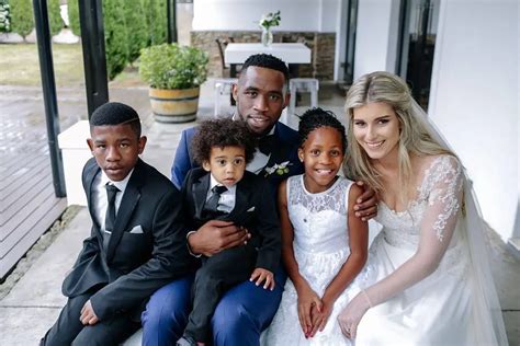 Siya Kolisi– Net Worth, Salary, Family, Girlfriend and more