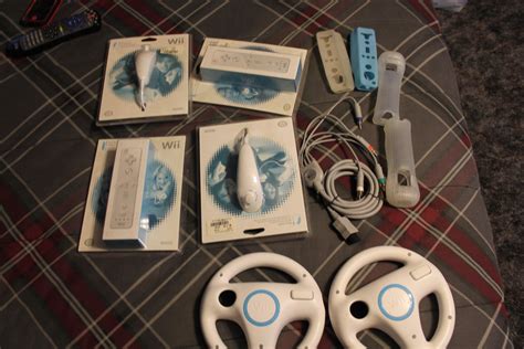 Done Nintendo Wii controllers + accessories