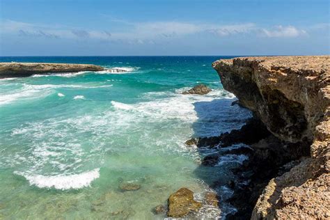 Hiking in Aruba | InspiringTravellers.com