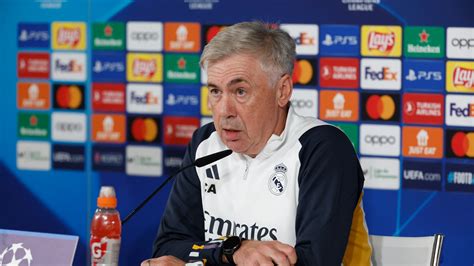 Carlo Ancelotti: "Si Puyol quiere hablar con Vinícius, que hable personalmente con él"