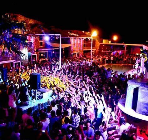 ATHENS NIGHTLIFE SPECIAL TOUR - Explorations Unlimited