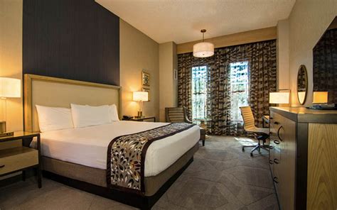 Sam's Town Rooms & Suites | Photos & Info | Las Vegas Hotels