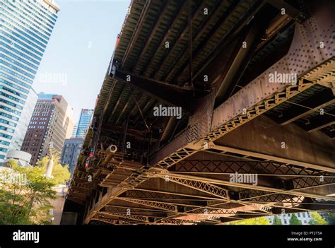 Chicago River Cruise Stock Photo - Alamy