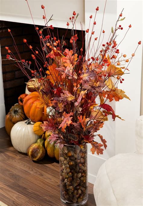 18 Leaf Centerpieces For Fall And Thanksgiving Décor | DigsDigs