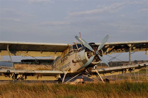 Antonov An-2 Colt | May 24th 1987 a young defecting russian … | Flickr