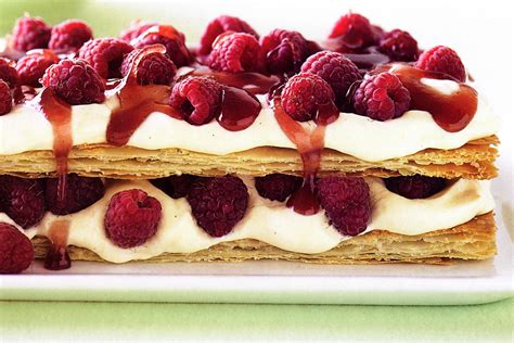 Raspberry & custard cream mille-feuille R