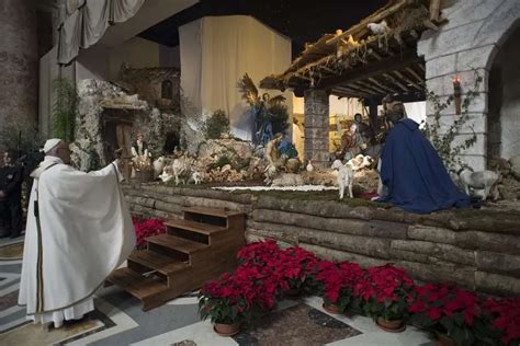 Pope Francis: Nativity Scenes Show a 'domestic Gospel'